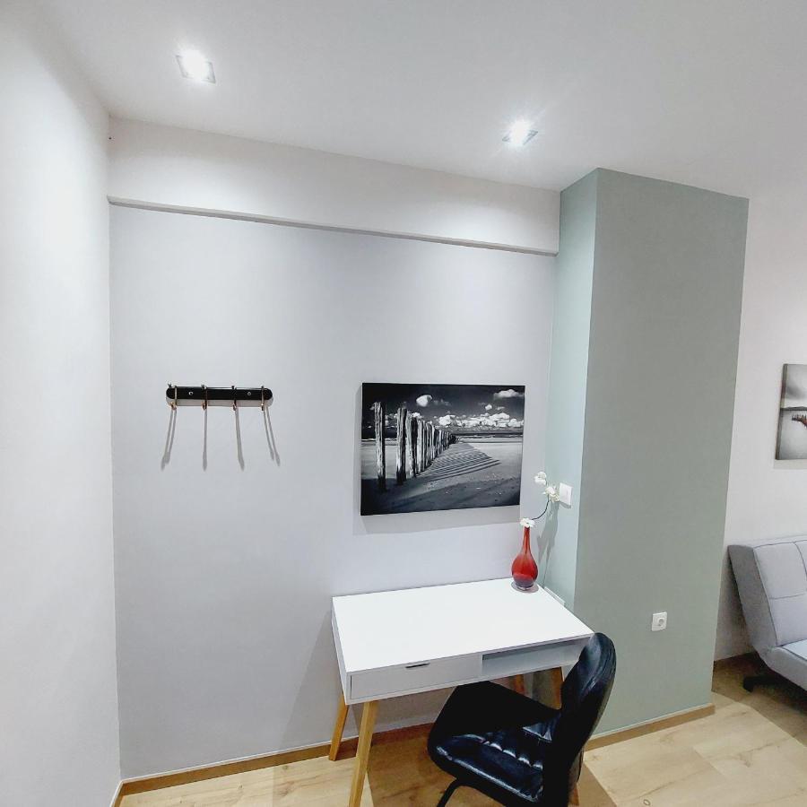 B&M Cozy Apartment Солун Екстериор снимка