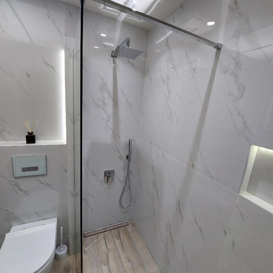 B&M Cozy Apartment Солун Екстериор снимка